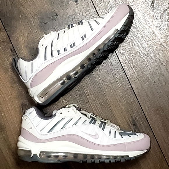 NIKE AIR MAX 98 Running/Cross Training Cream Lilac - Picture 2 of 7